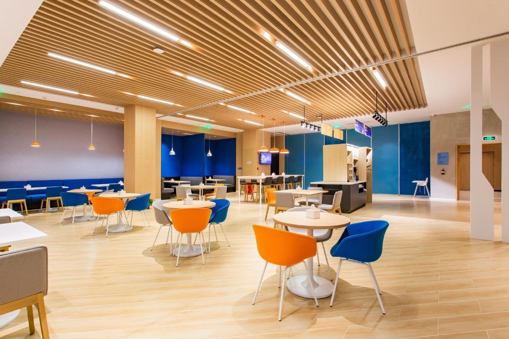 Holiday Inn Express Jiangmen Jianghai By Ihg Exteriér fotografie