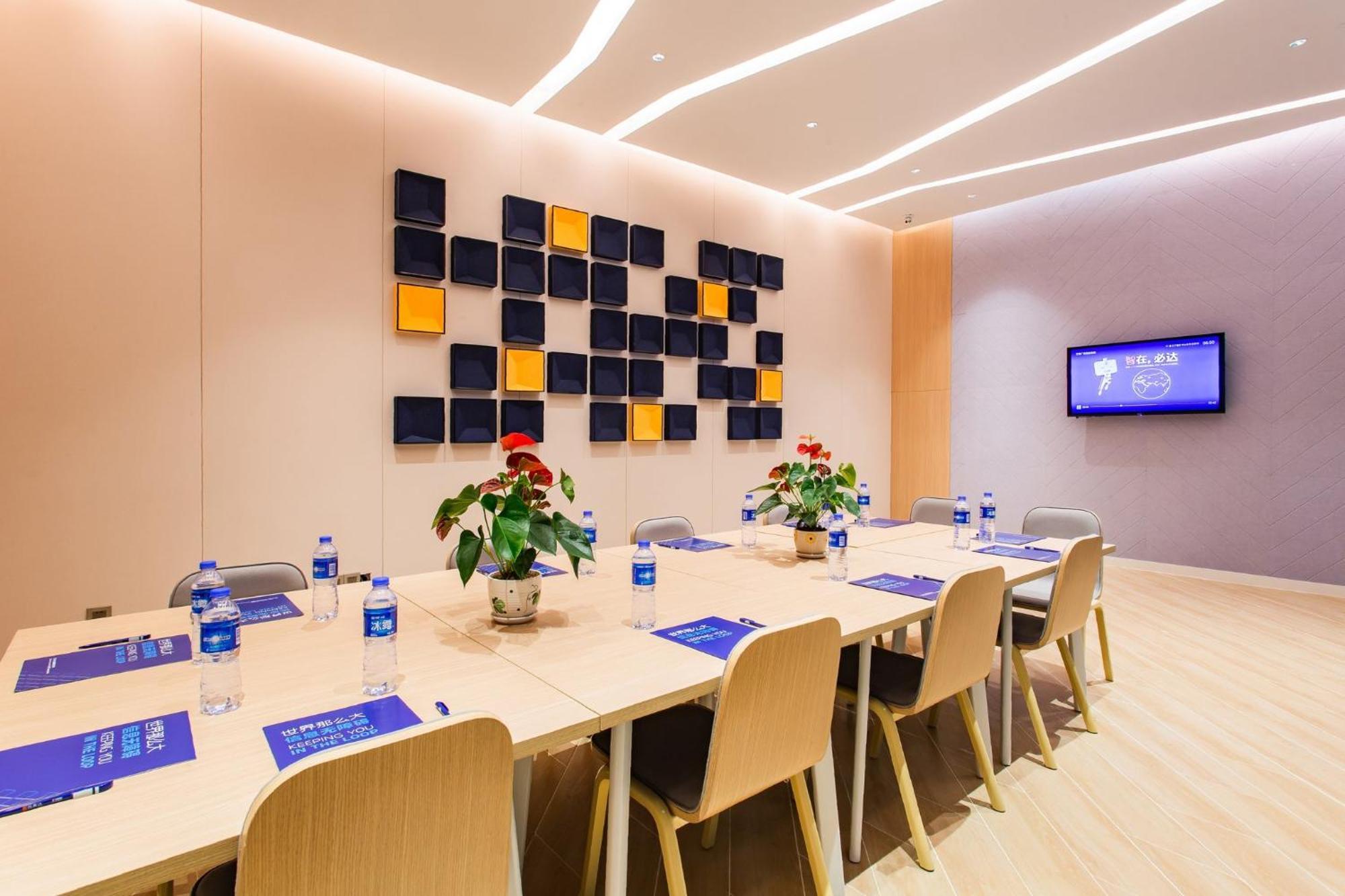 Holiday Inn Express Jiangmen Jianghai By Ihg Exteriér fotografie